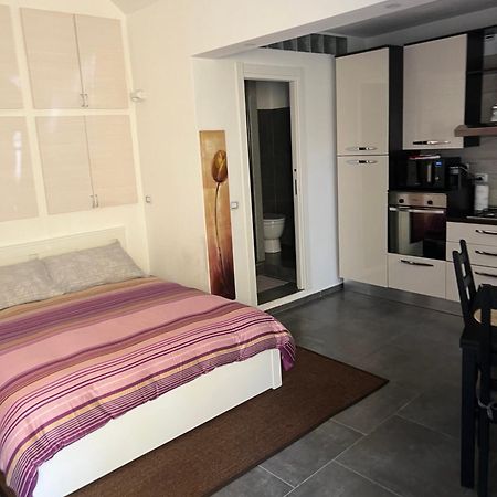 Free ParkingAppartamento Angolo Di Relax!!! Rivoli  Eksteriør billede